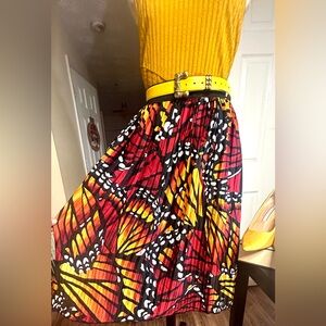 LuLaRoe  Flutter Flare Skirt- NWOT & FREE Top!